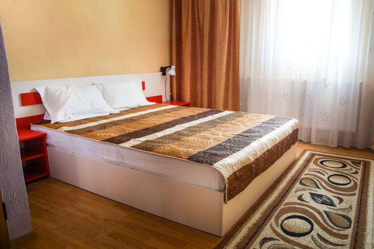 Hotel Pensiunea Nicol Valea Iasului Exteriér fotografie