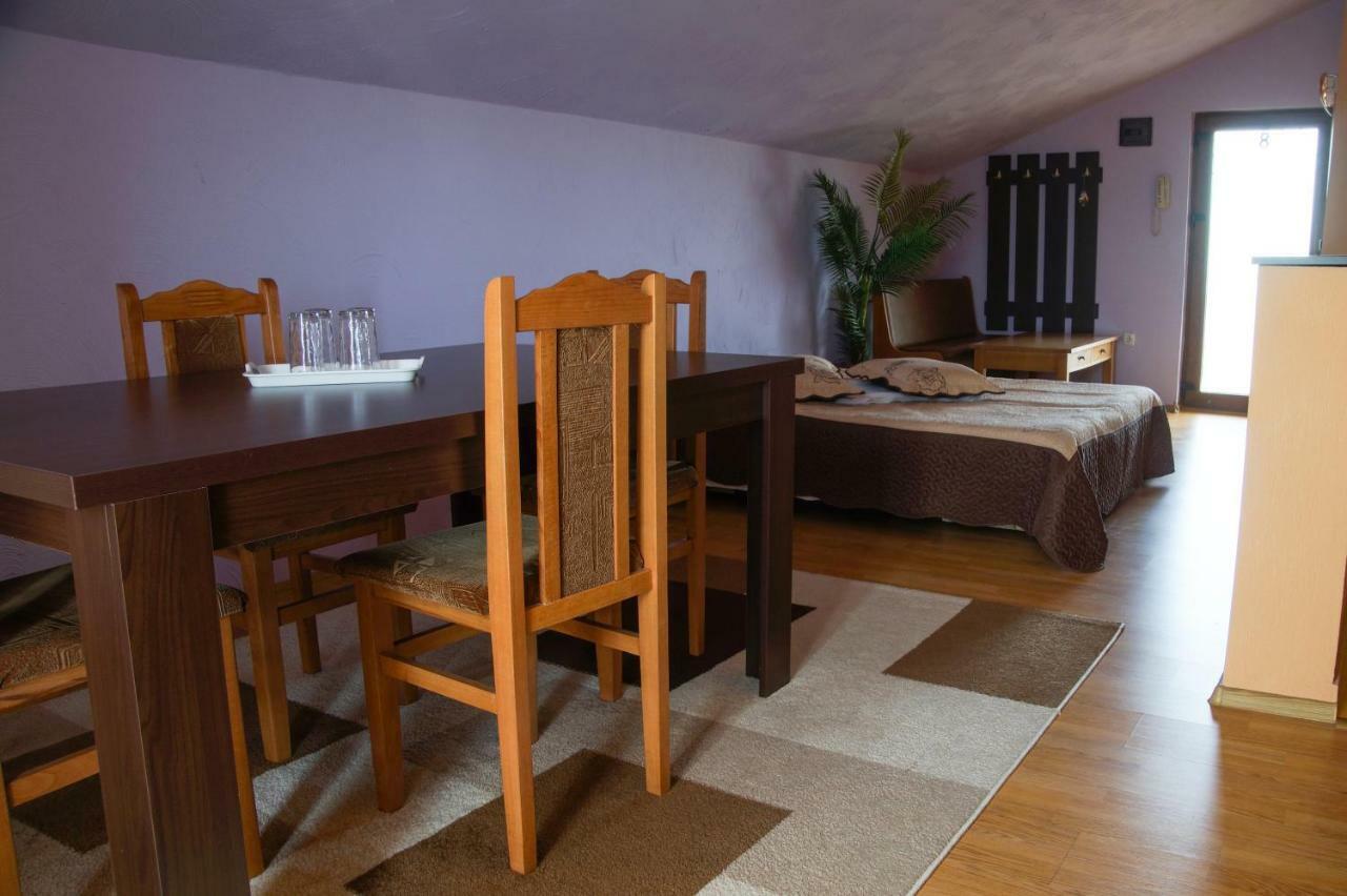 Hotel Pensiunea Nicol Valea Iasului Exteriér fotografie