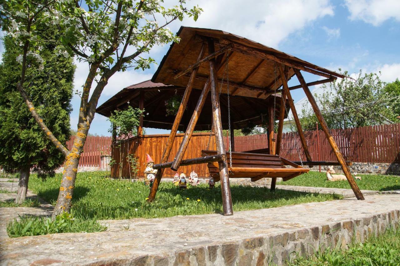 Hotel Pensiunea Nicol Valea Iasului Exteriér fotografie